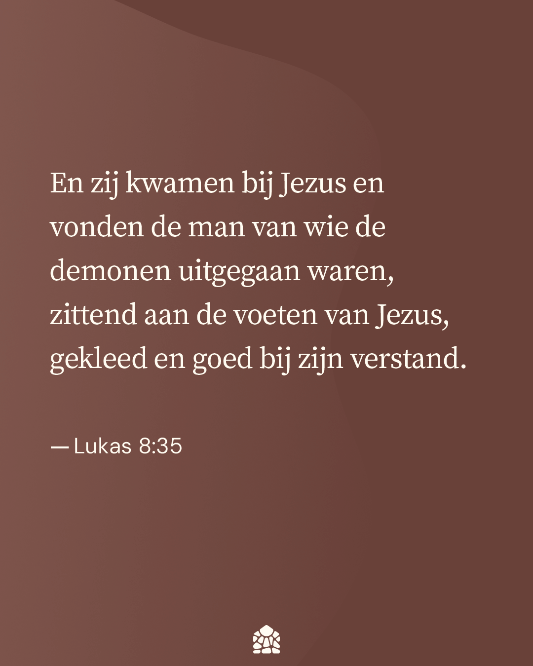 Lukas 8:35